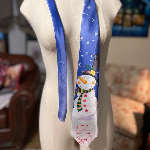 None Other - Men’s holiday necktie